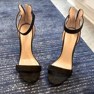 Open shoe black heels